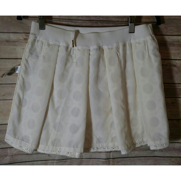 Juicy Couture Cream Circle Eyelet Mini Skirt - Picture 4 of 8